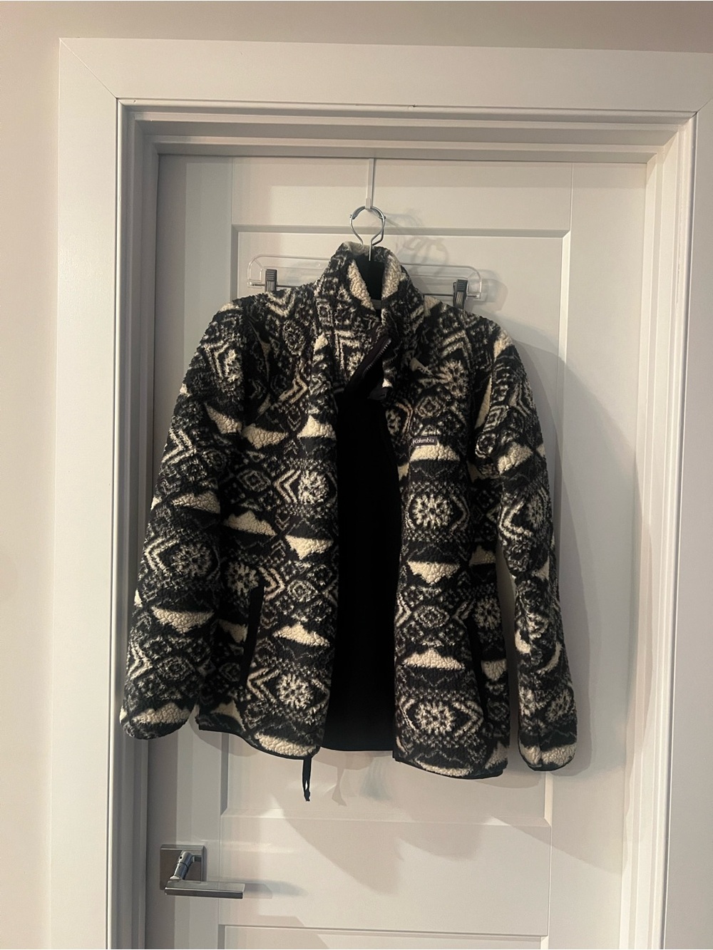 Columbia Black & Cream Patterned Teddy Jacket